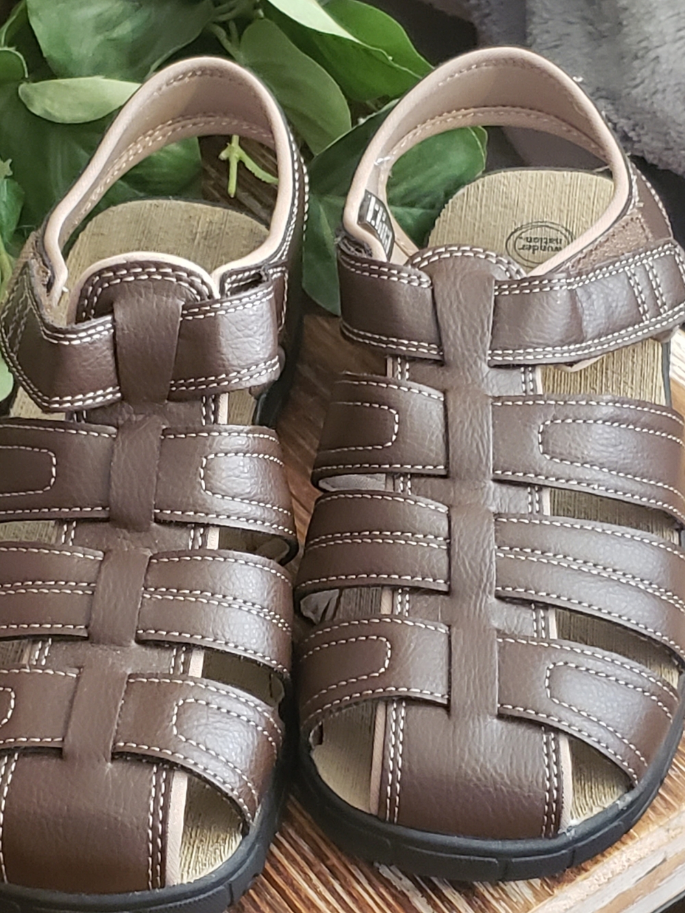 Boys Wonder Nation Brown Leather Fisherman Sandals Size 5